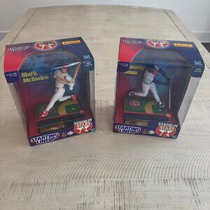 Vintage 1999 Starting Lineup Stadium Stars Mark McGwire and Sosa (NIB)